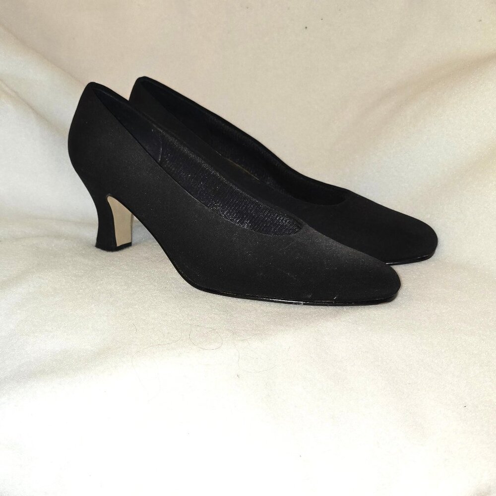 Vintage PM Collection by 925 Fabric / Satin Black Heels / Pumps Size 7.5